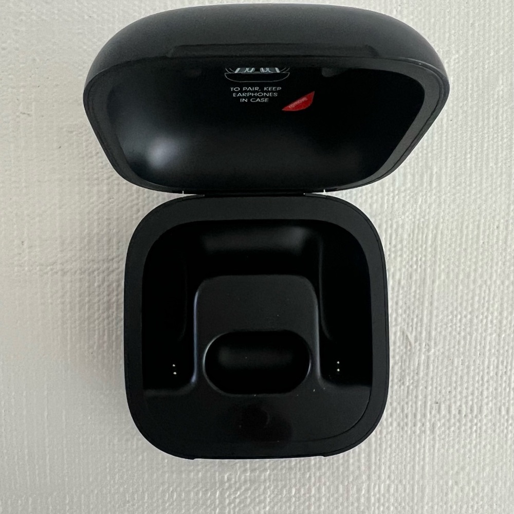 Genuine Powerbeats Pro Charging Case